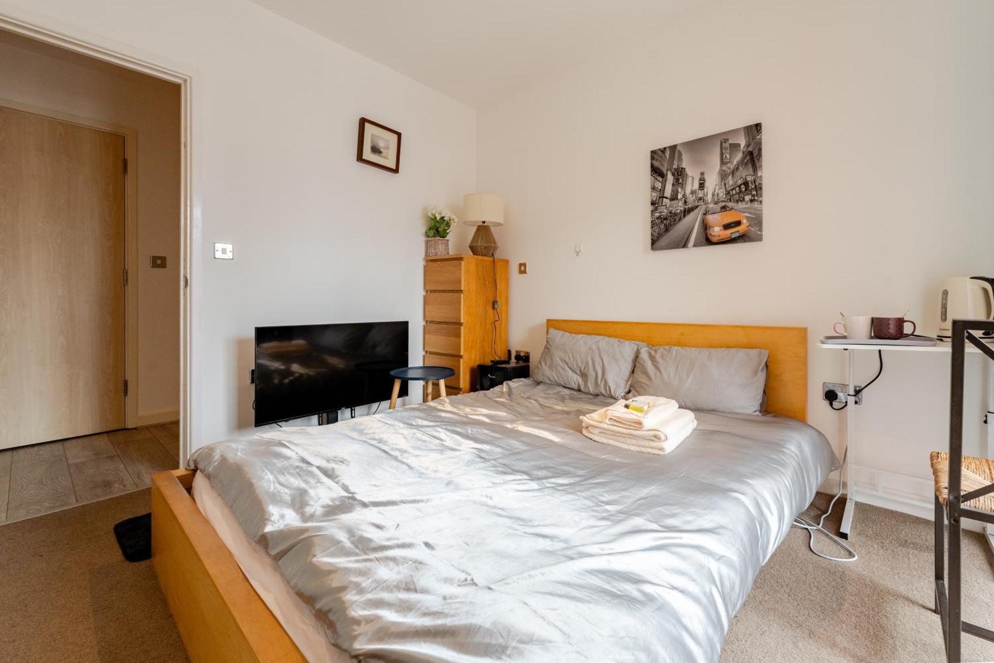 Room In Cardiff City Center - Swiftstay Exterior foto